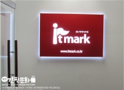 IT MARK ׷Ȼ